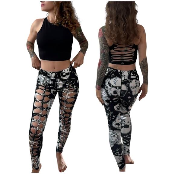 FUTURE FANTASY DELIGHT Slit Weave Graphic Leggings Streetwear Rave Festival Sz M - Picture 1 of 10